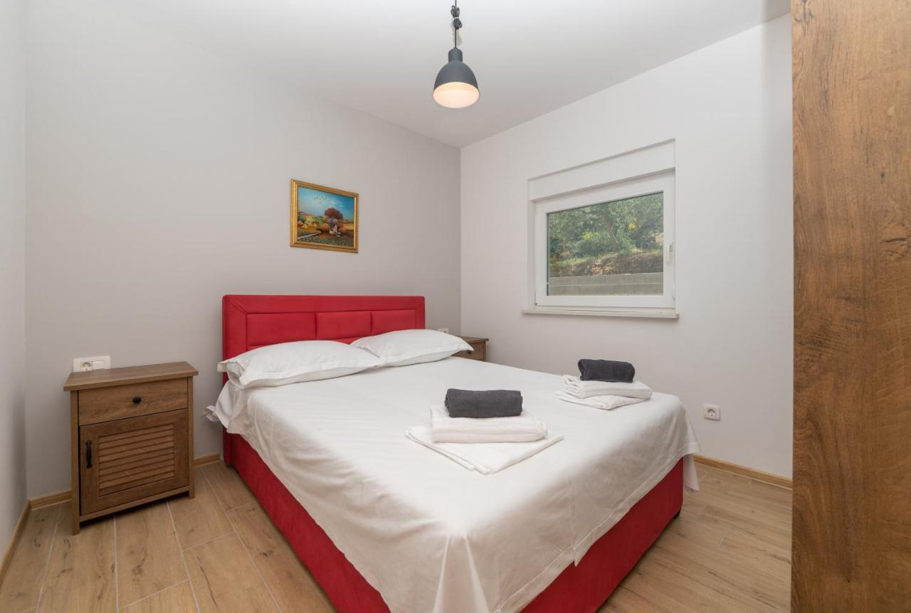 Apartment Daniel Makarska Eksteriør bilde